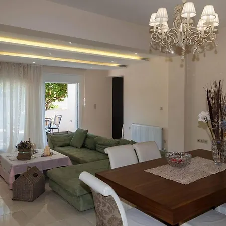Stroll To The Beach 3br 2ba Ac Sleeps 5