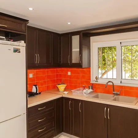 Stroll To The Beach 3br 2ba Ac Sleeps 5 Апартаменты