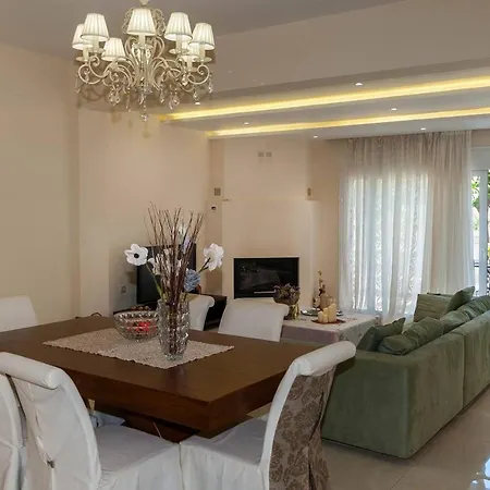 Appartement Stroll To The Beach 3br 2ba Ac Sleeps 5 Chania (Crete)